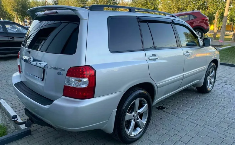 Toyota highlander