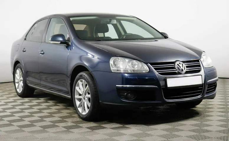 Volkswagen Jetta V
