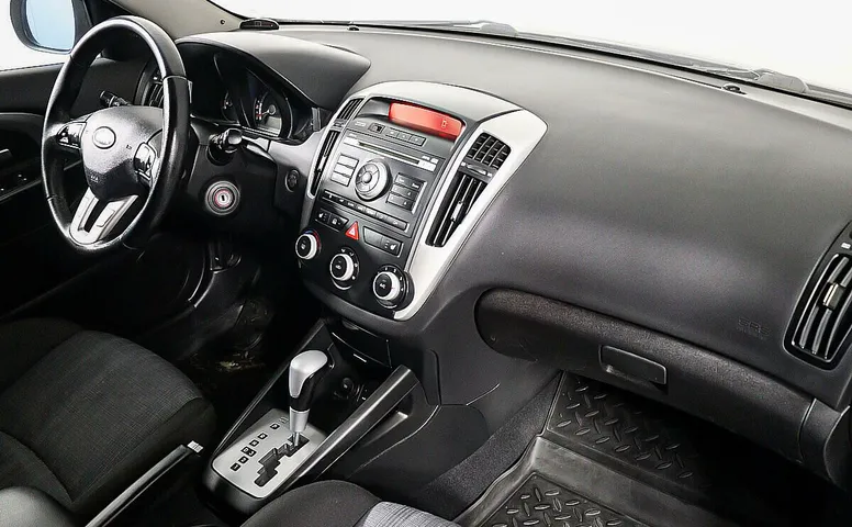 Kia Ceed 1.6 АКПП