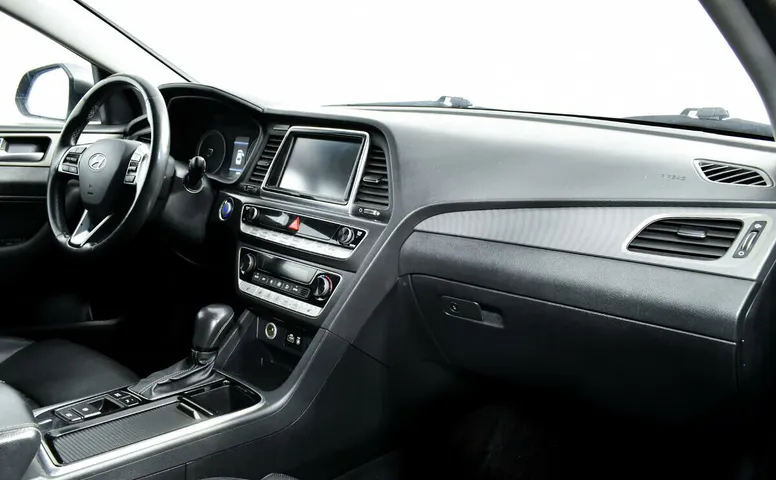 Hyundai Sonata 2.4 АКПП