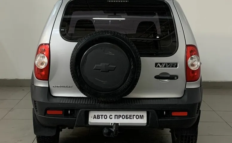 Chevrolet NIVA 1.7 MT (80 л.с.) 4WD