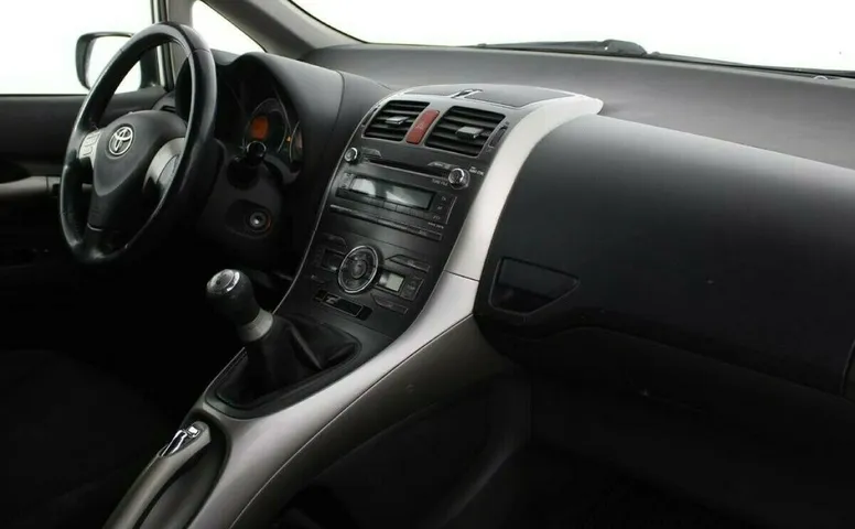 Toyota Auris I