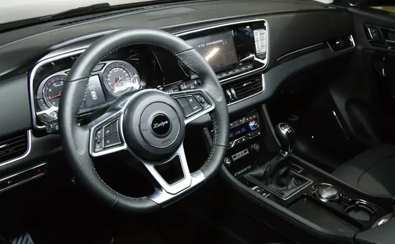 Zotye Coupa