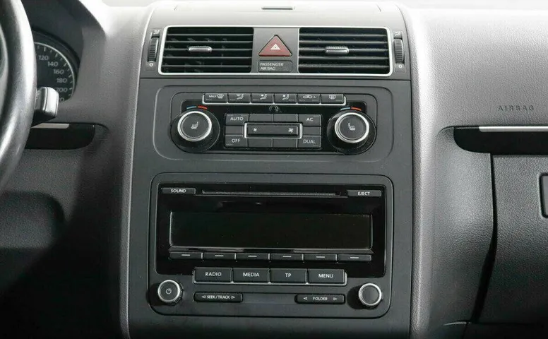 Volkswagen Touran 1.4 Робот