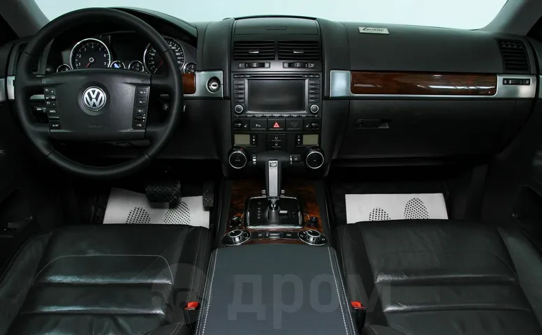 Volkswagen Touareg, 1 поколение, рестайлинг