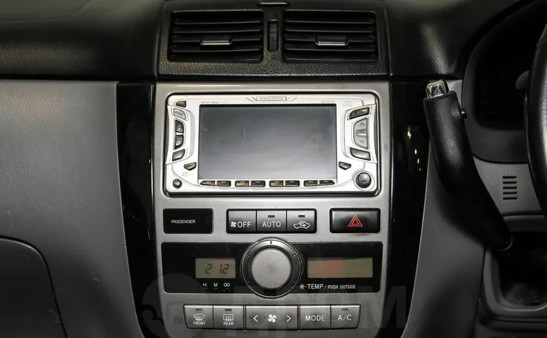 Toyota Ipsum, 2 поколение