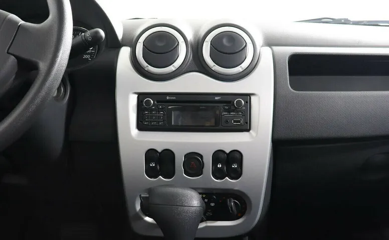 Renault Sandero I