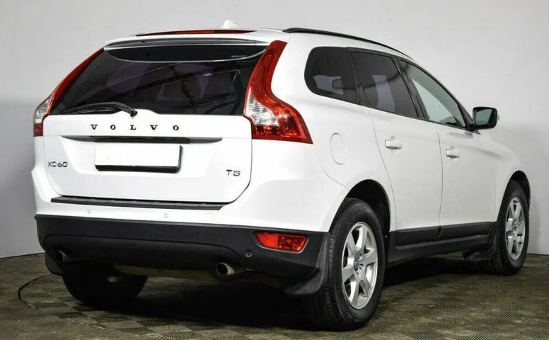 Volvo XC60 2.0 Робот