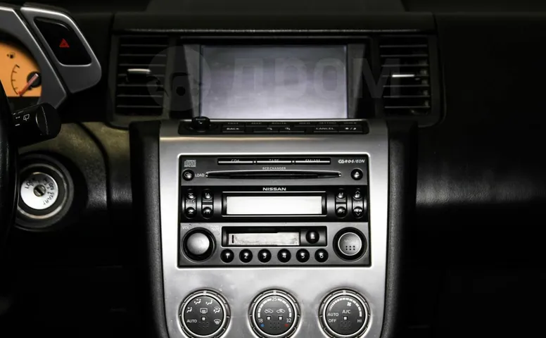 Nissan Murano, 1 поколение