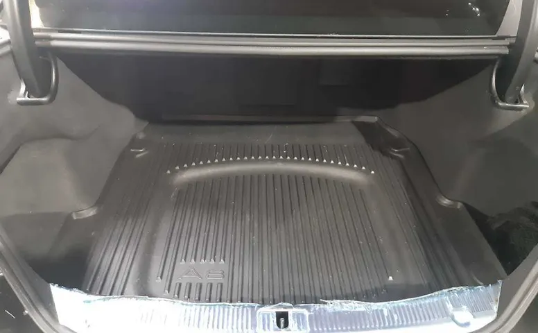 Audi A8 Long 3.0 AT (310 л.с.) 4WD