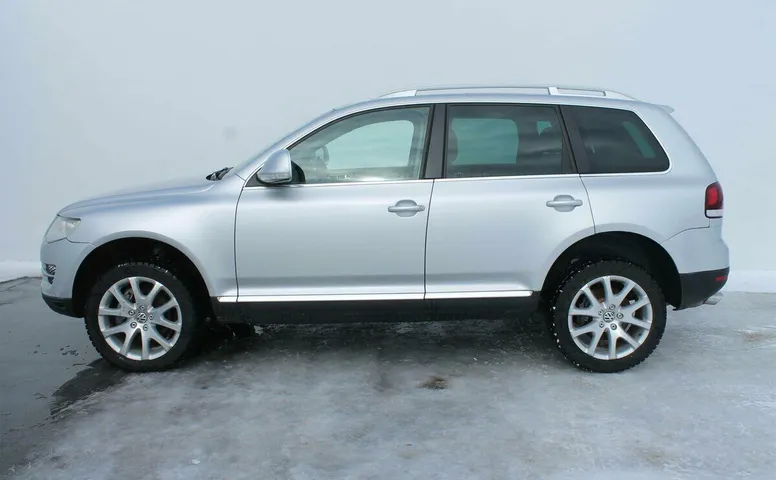 Volkswagen Touareg I Рестайлинг