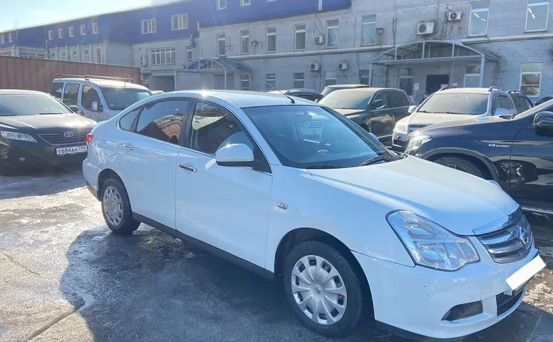 Nissan Almera