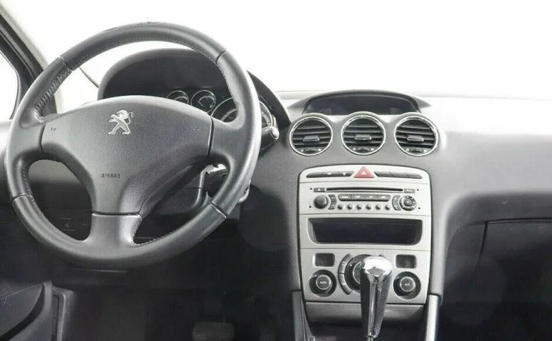 Peugeot 408 1.6 Автомат