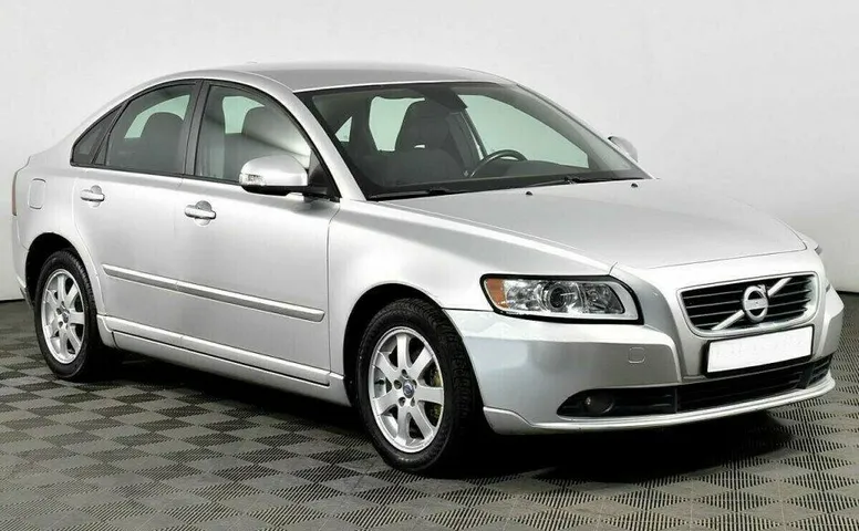 Volvo S40 2.0 Робот