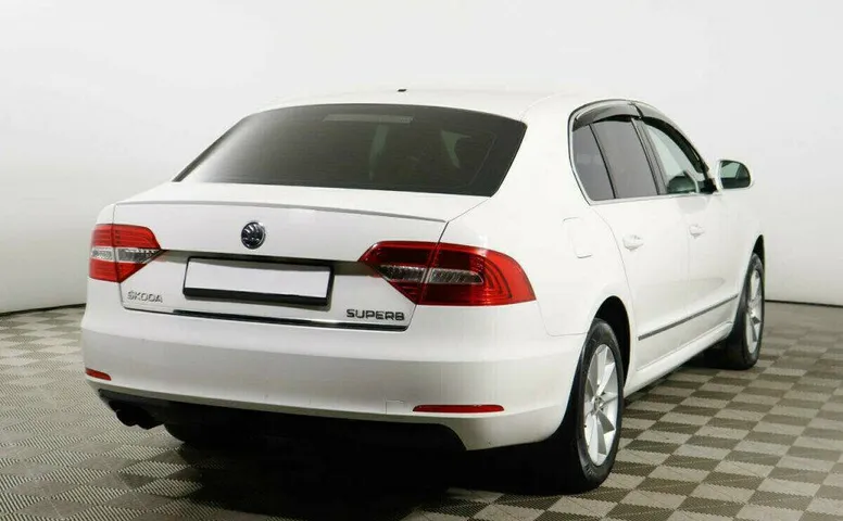 Skoda Superb 1.8 Робот