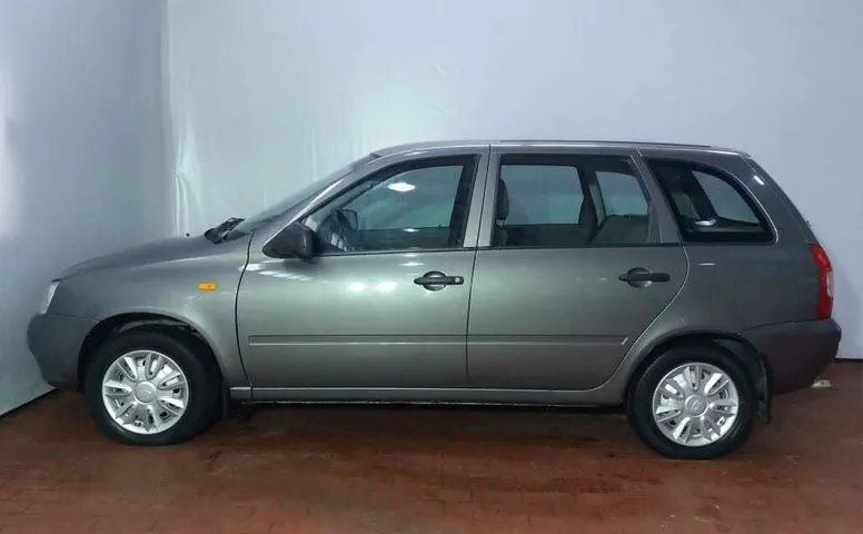 LADA (ВАЗ) KALINA 1.6 MT (81 л.с.)