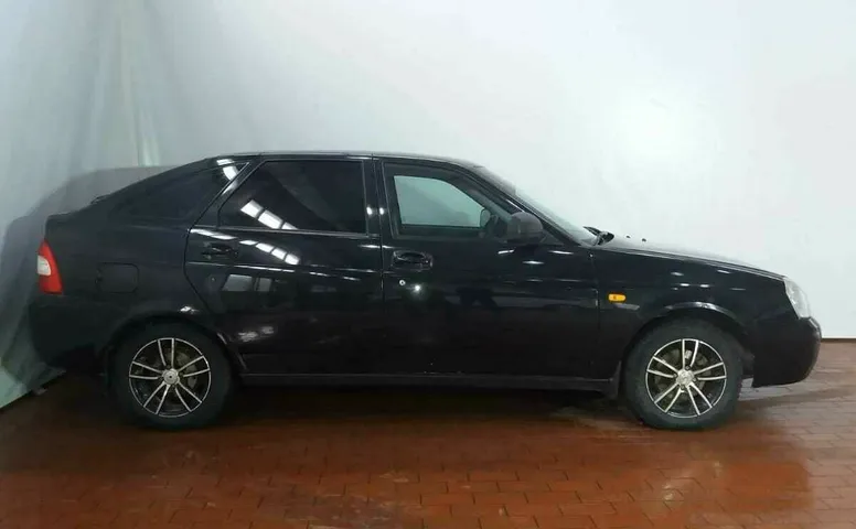 LADA (ВАЗ) 2170 1.6 MT (98 л.с.)
