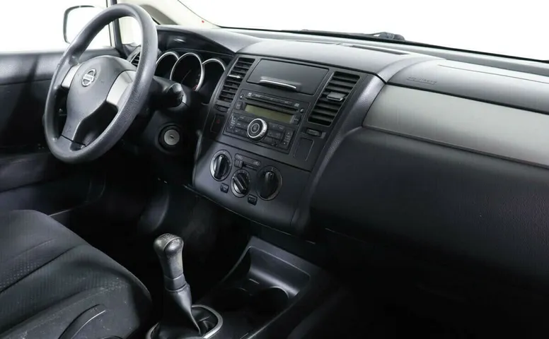 Nissan Tiida I Рестайлинг