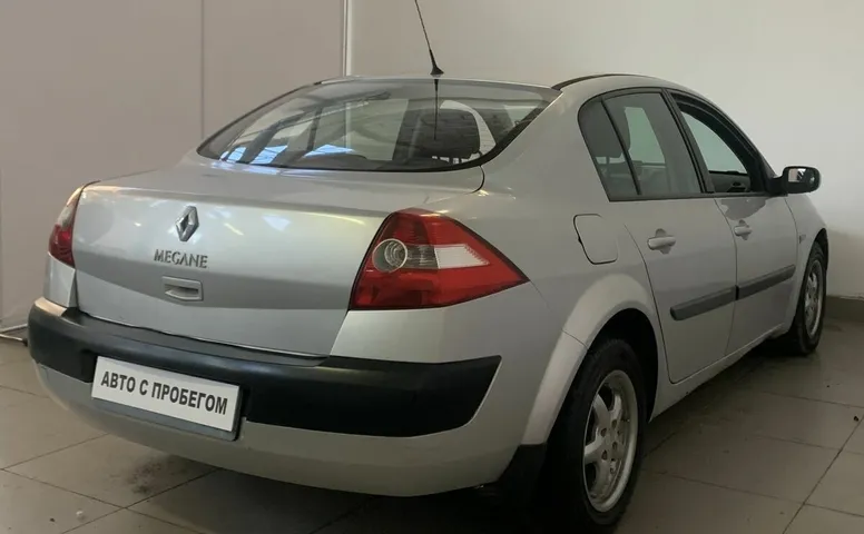 Renault MEGANE 1.6 AT (115 л.с.)