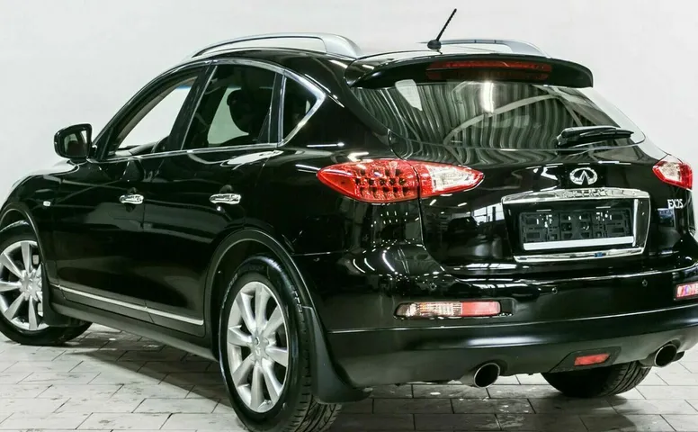 Infiniti ex