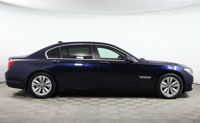 BMW 7 серия