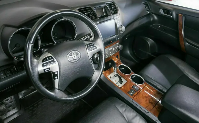 Toyota highlander