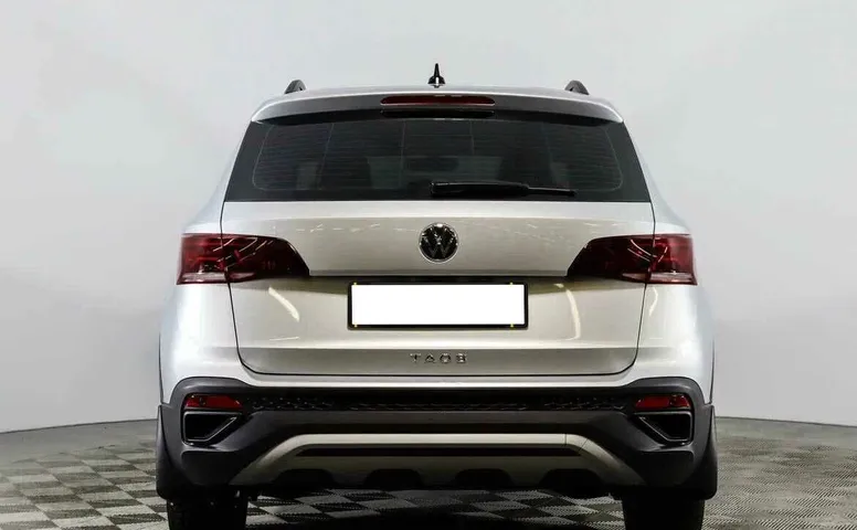 Volkswagen taos робот 2021 с пробегом 21 938 км