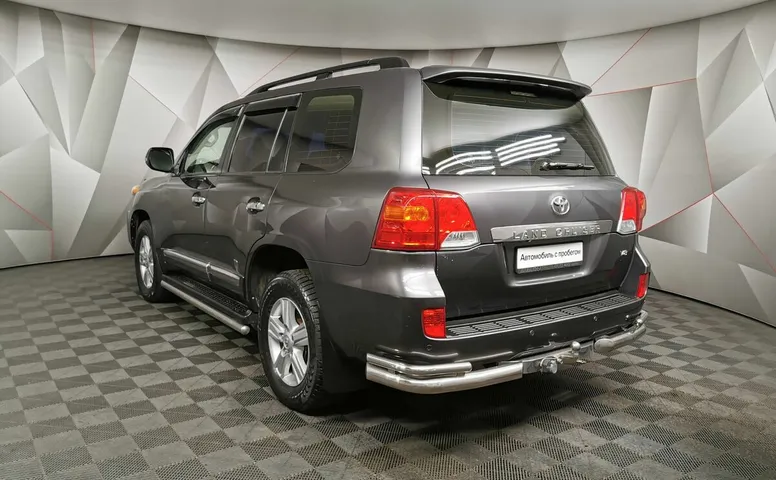 Toyota Land Cruiser 4.6 AT 4WD (5 мест) (309 л.с.) Серый