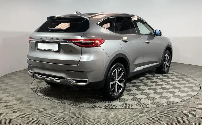 Haval F7