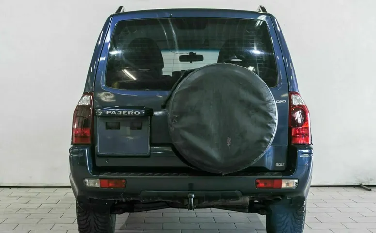 Mitsubishi pajero