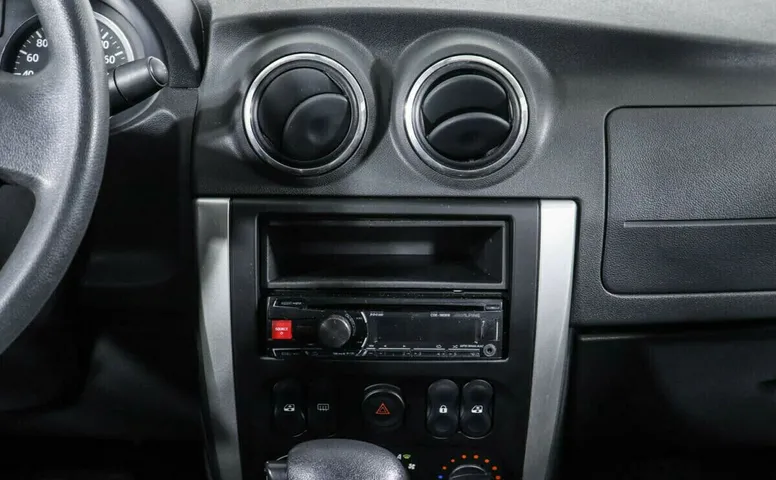 Nissan Almera III (G15)