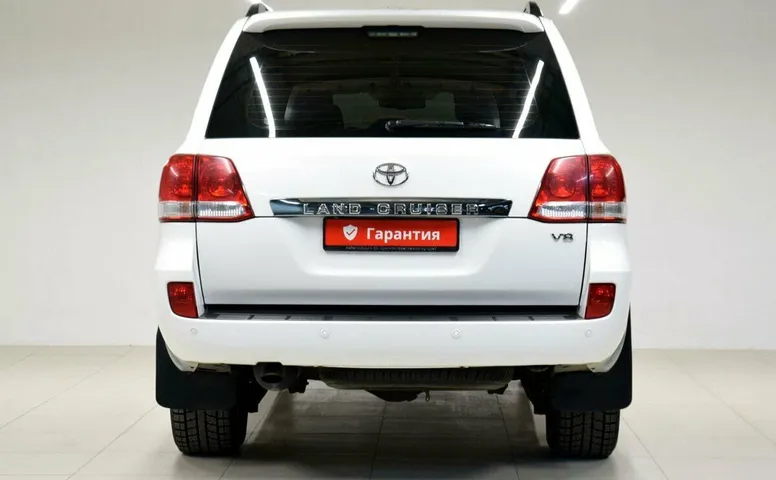 Toyota land cruiser 200 series