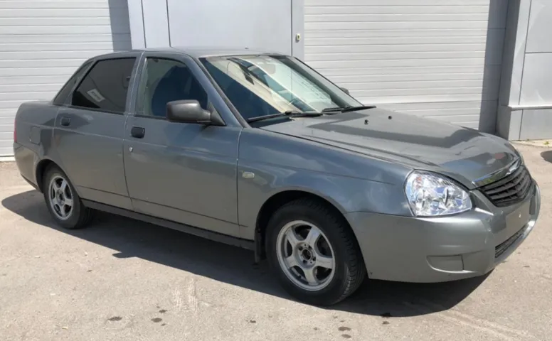 LADA (ВАЗ) 2170 1.6 MT (98 л.с.)