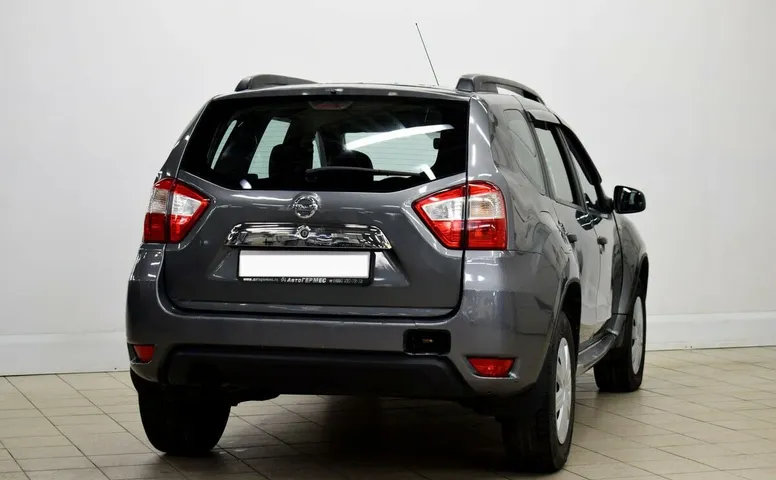 Nissan Terrano III (D10)