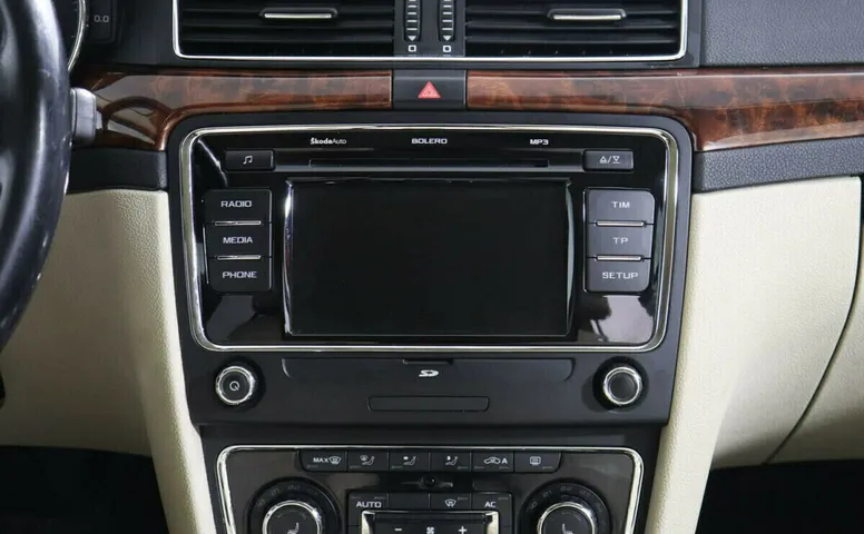 Skoda Superb II