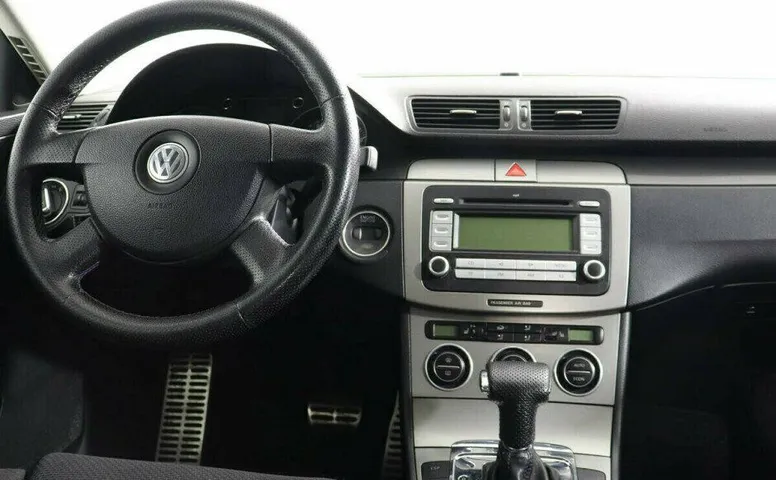 Volkswagen Passat 2.0 Автомат