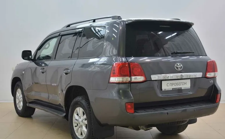 Toyota land cruiser 200 series