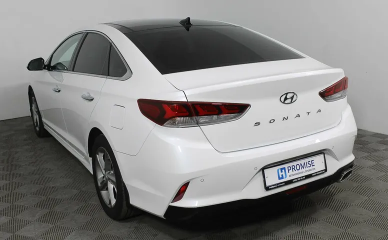 Hyundai Sonata 2.0 АКПП