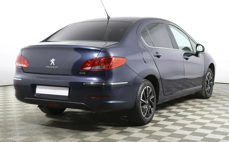 Peugeot 408