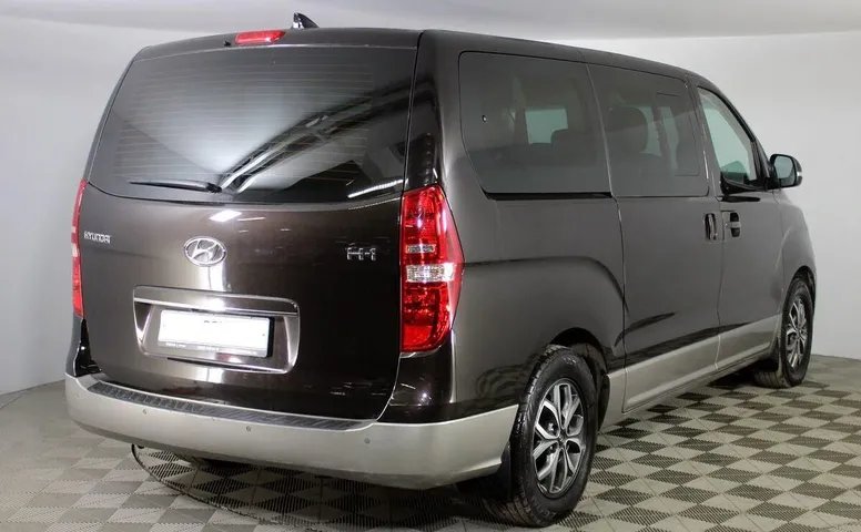 Hyundai H-1