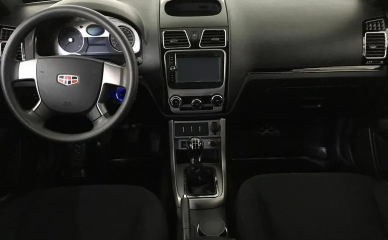 Geely EMGRAND 1.5 MT (98 л.с.)