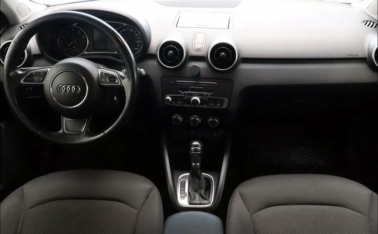 Audi A1 I (8X) Рестайлинг