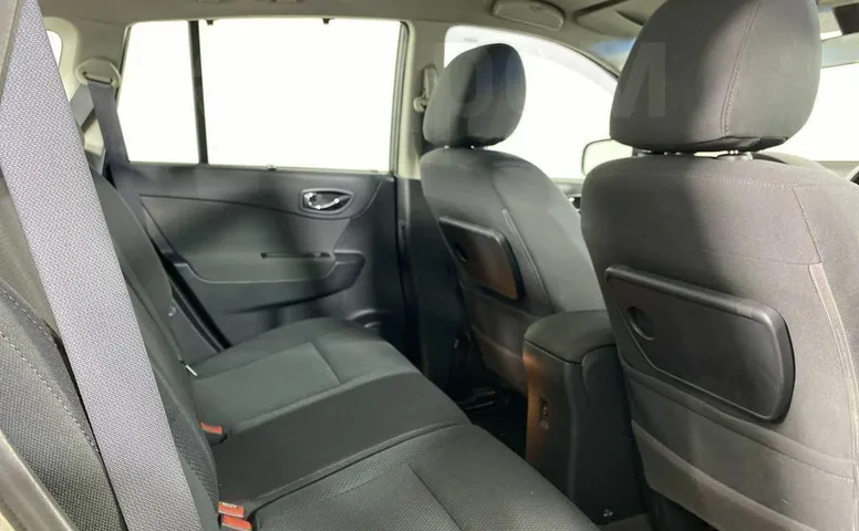 Renault Koleos, 1 поколение