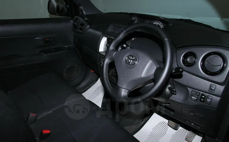 Toyota bB, 2 поколение