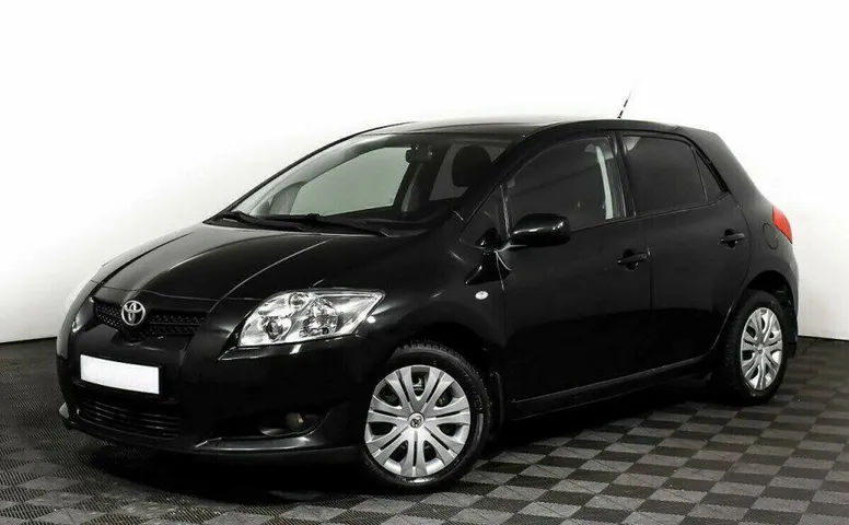 Toyota Auris 1.6 Робот