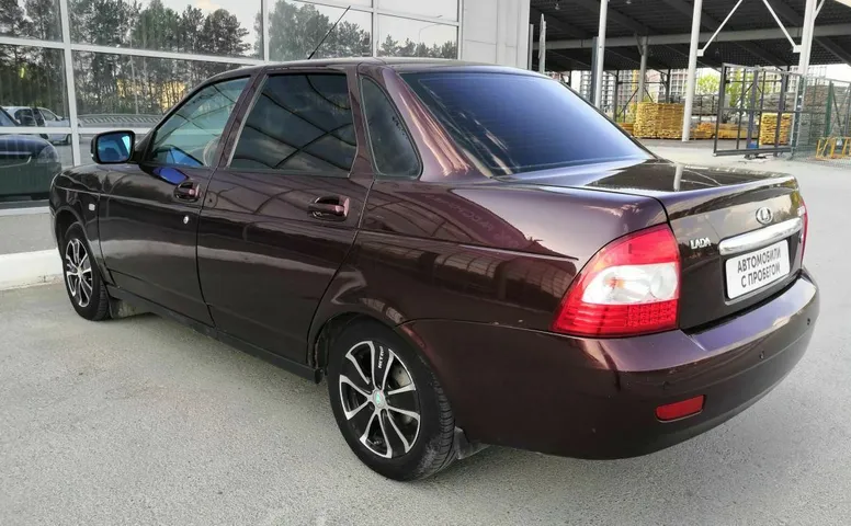 LADA (ВАЗ) 2170 1.6 MT (98 л.с.)