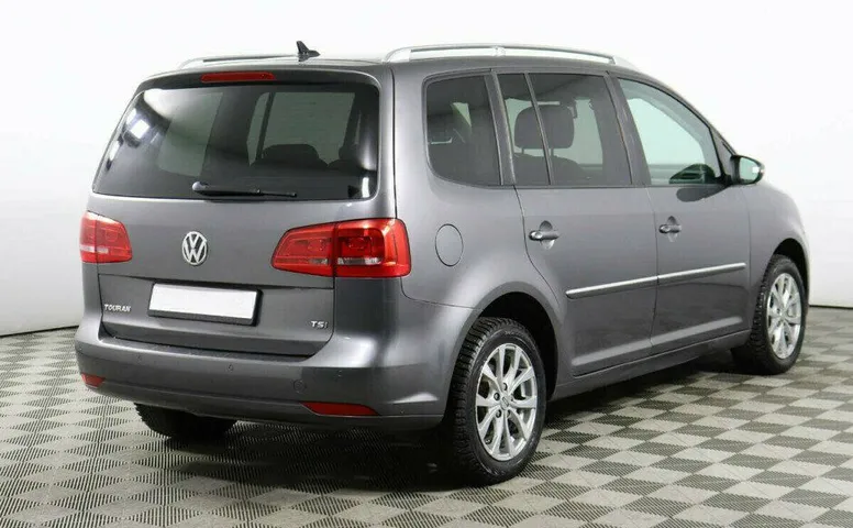 Volkswagen Touran 1.4 Робот