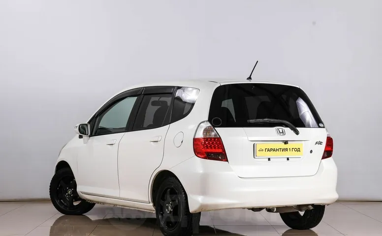 Honda Fit, 1 поколение, 2 рестайлинг