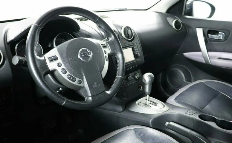 Nissan Qashqai 2.0 Вариатор