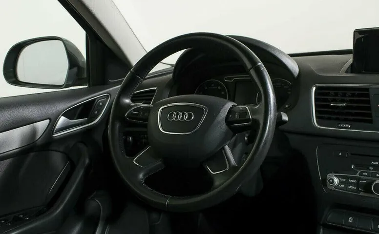 Audi Q3 2.0 Робот